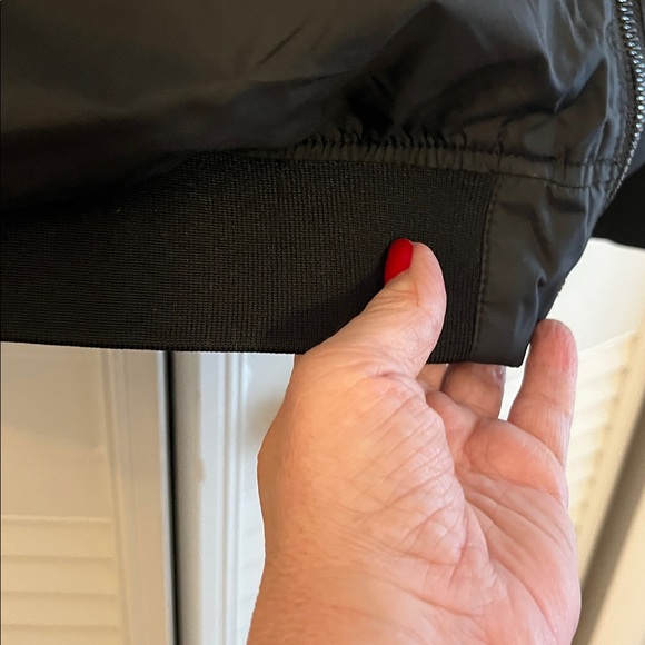 H&M Black lined windbreaker - Picture 9 of 10